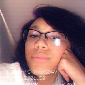 Meet your Posher, Devyn